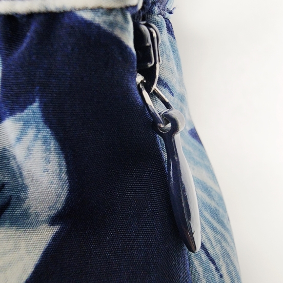 Liz Claiborne Floral Navy Midi Skirt 8 - Picture 7 of 9